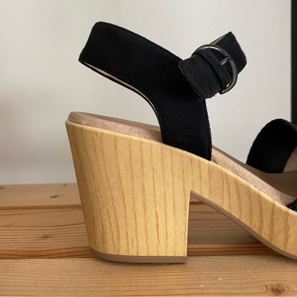 Dr. Scholl's Black Brickell Leather Eco Knit Faux Wood Heeled Platform Sandal - Picture 9 of 14